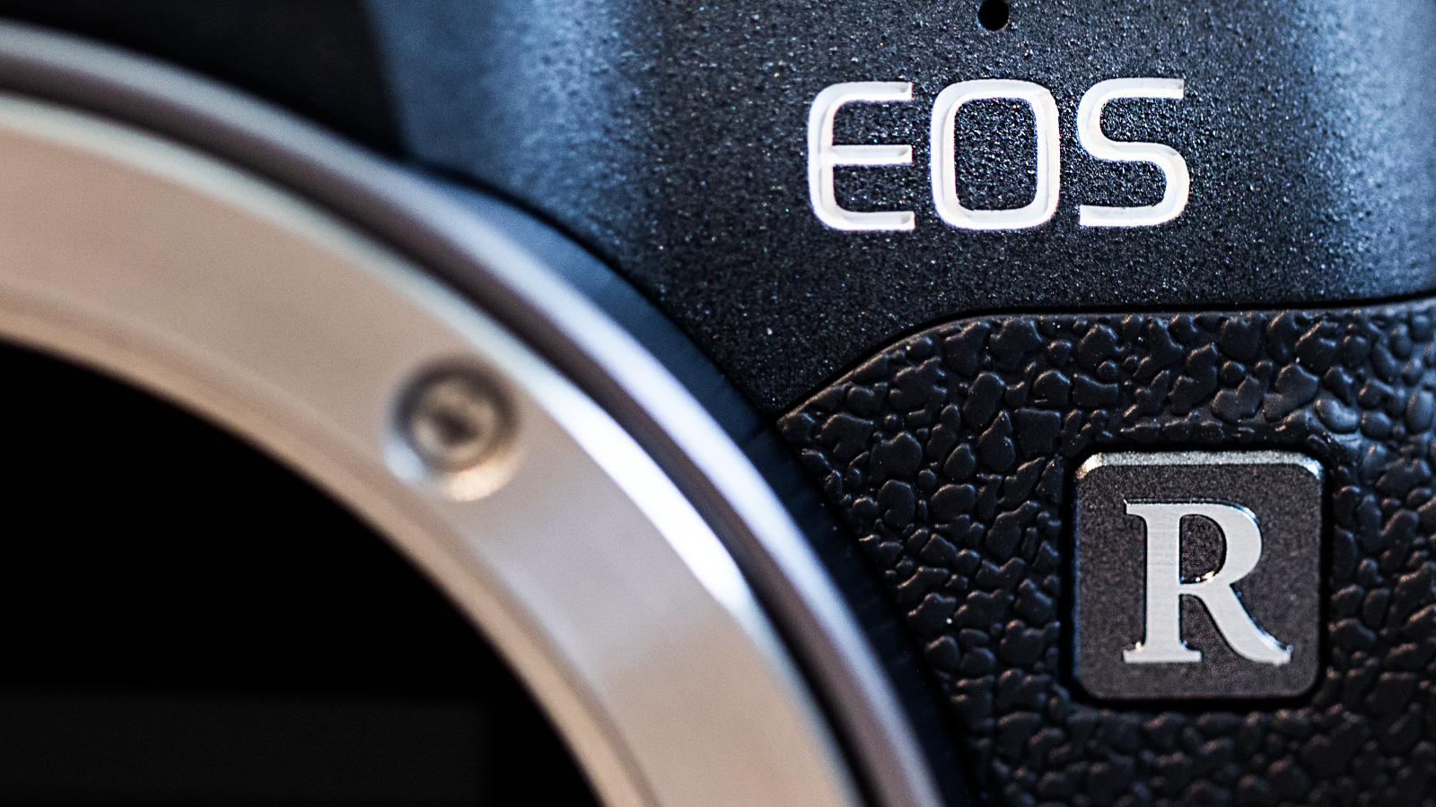 Lp E6N Vs Lp E6Nh  : Which Battery Is the Best for Your Canon EOS Camera?