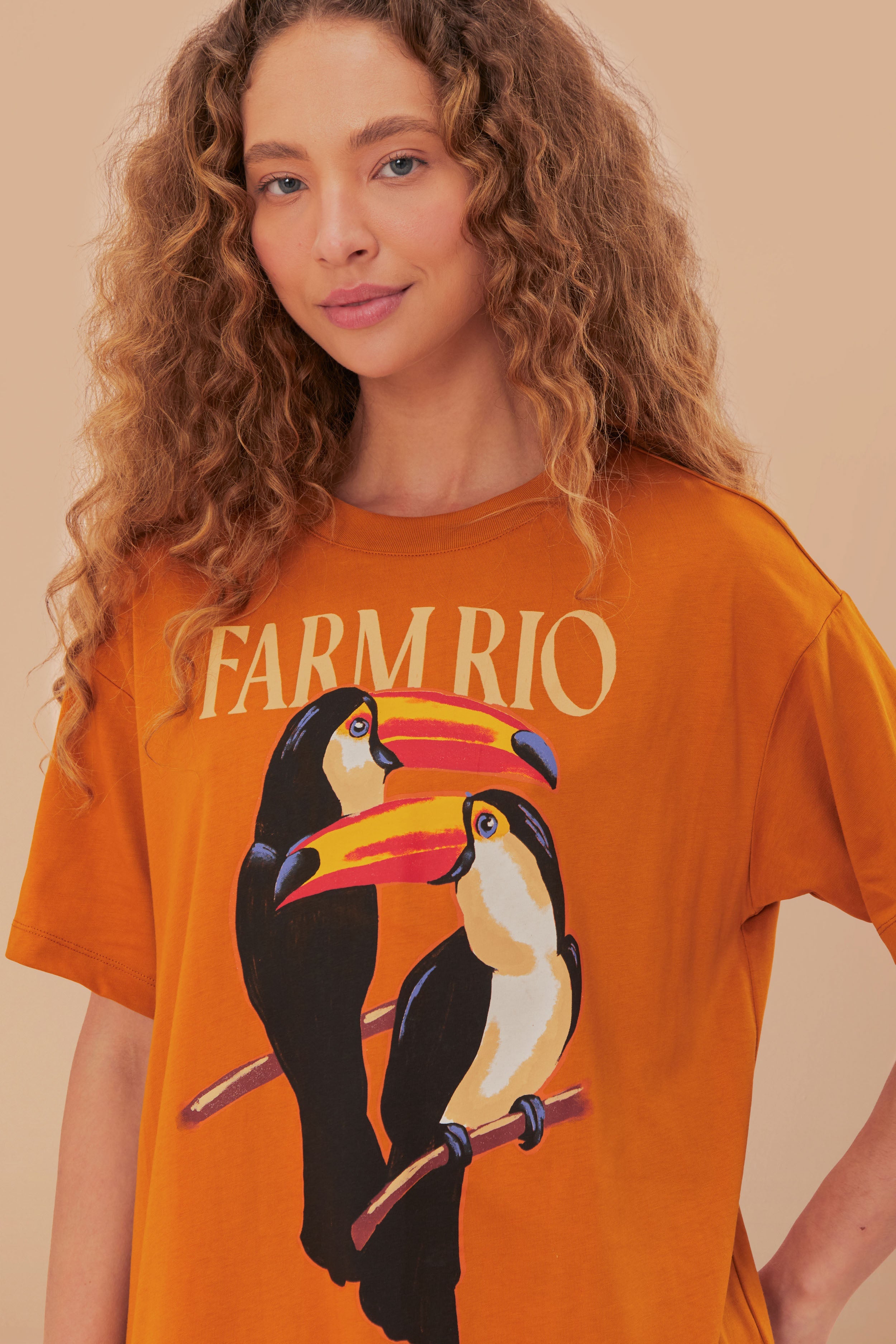 Brown Farm Rio Toucan Organic Cotton Relaxed T-Shirt, CARAMEL / M