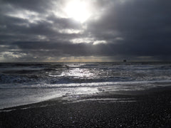 Sunlight on rocky beach - Washington-State
