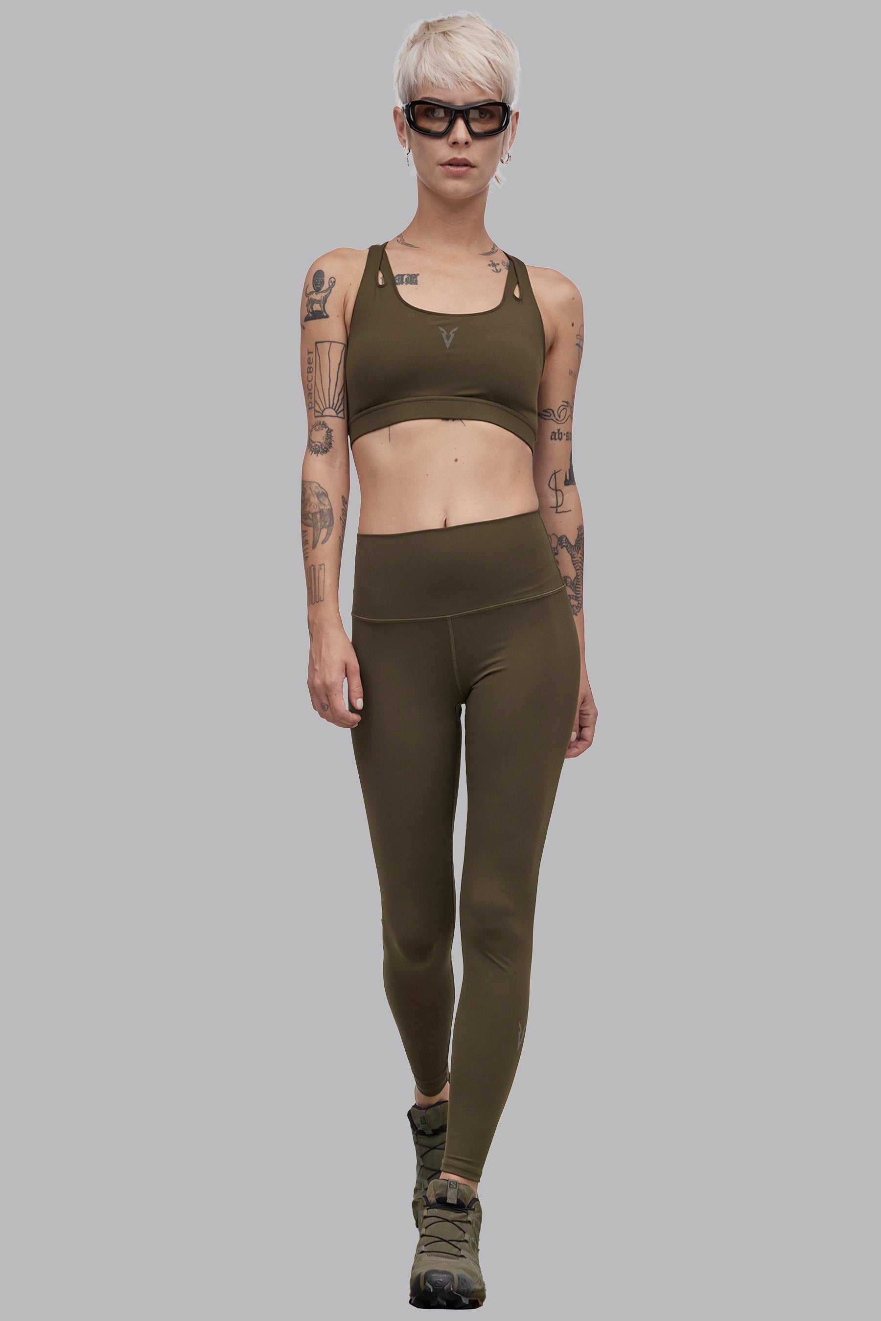 Cut Out Sports Bra - Khaki