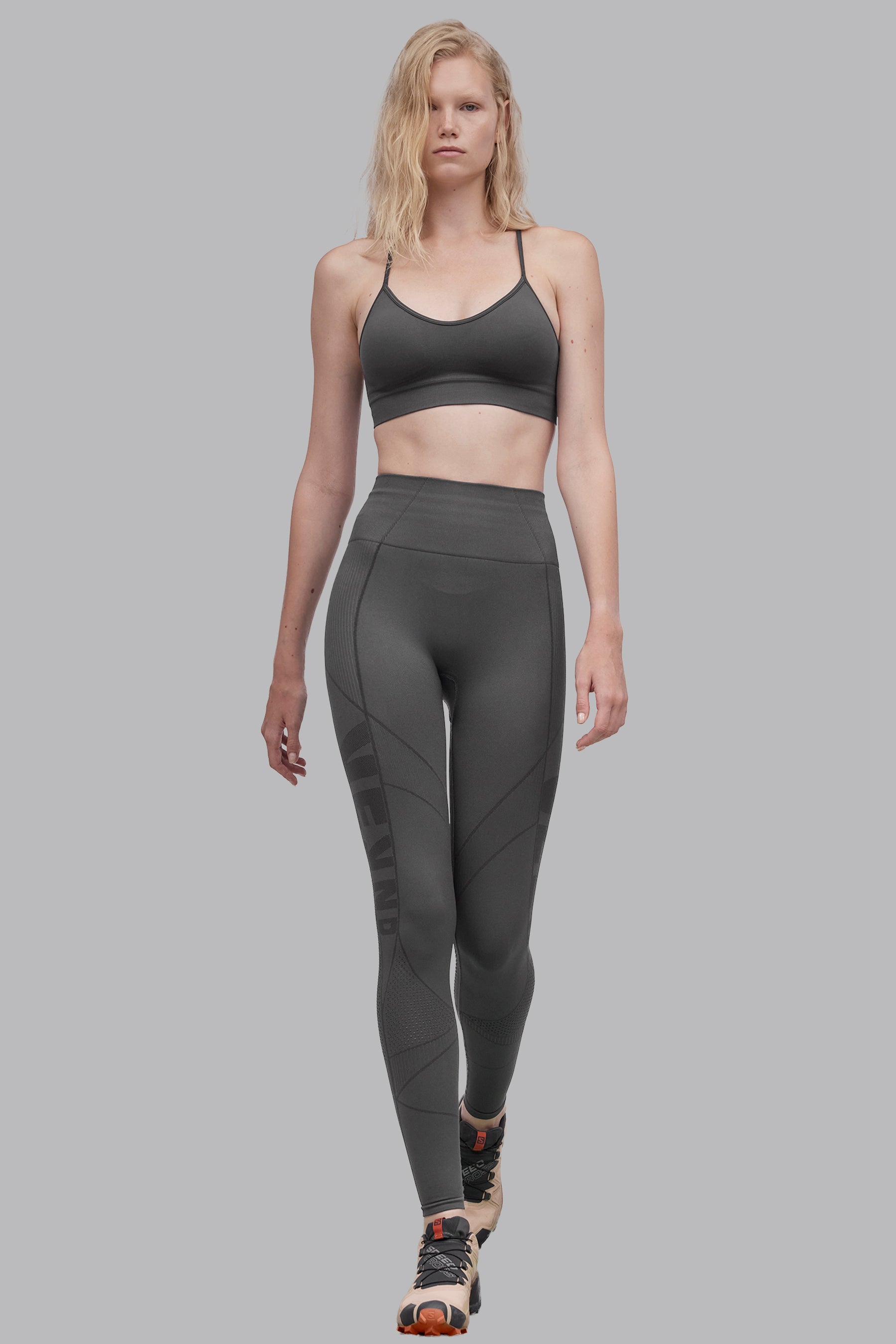 Seamless Sports Bra - Dark Gray