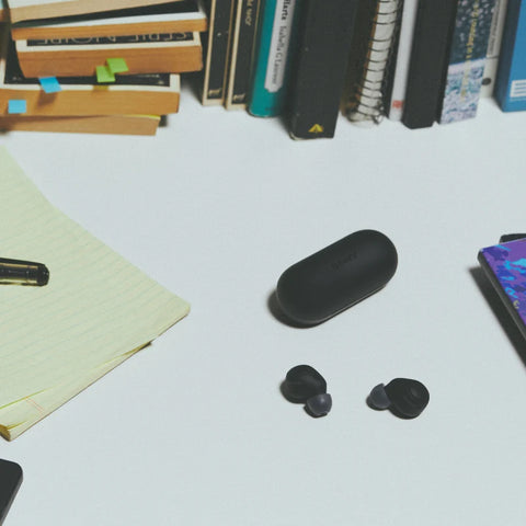 Multipoint Connection: pair 2 Bluetooth devices