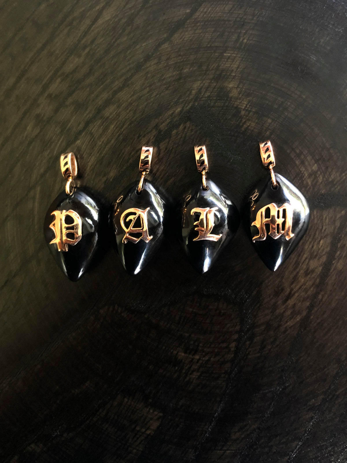 Classic Onyx Cowry with Gold Initial