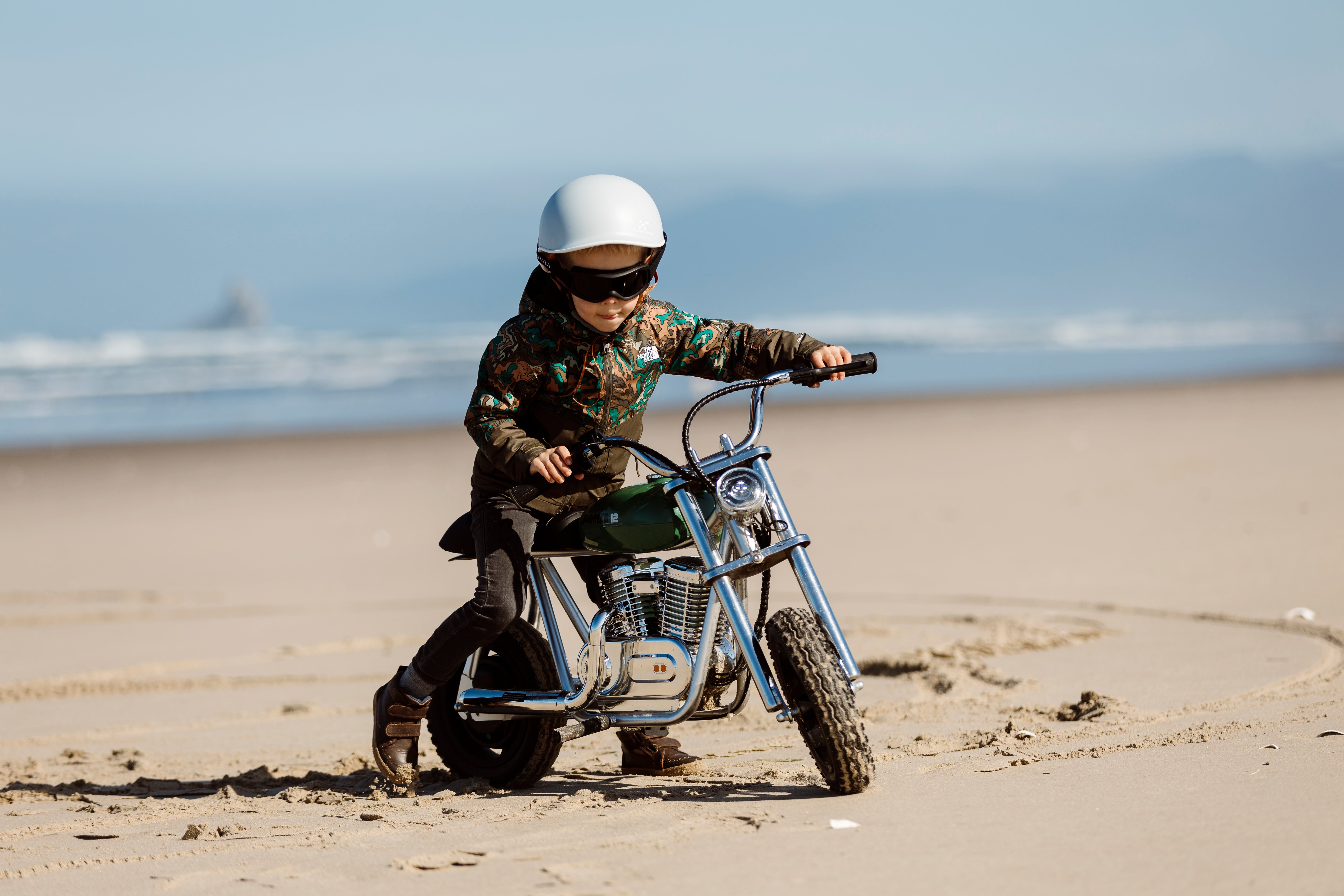 Children's motorcycle smoke