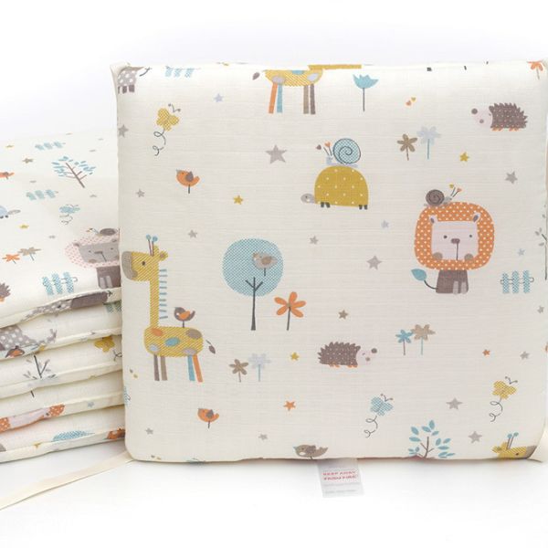 tour-de-lit-bebe-design-animaux-decoration