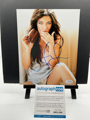Jessica Szohr Sexy signed 8x10 ACOA - mrmemento