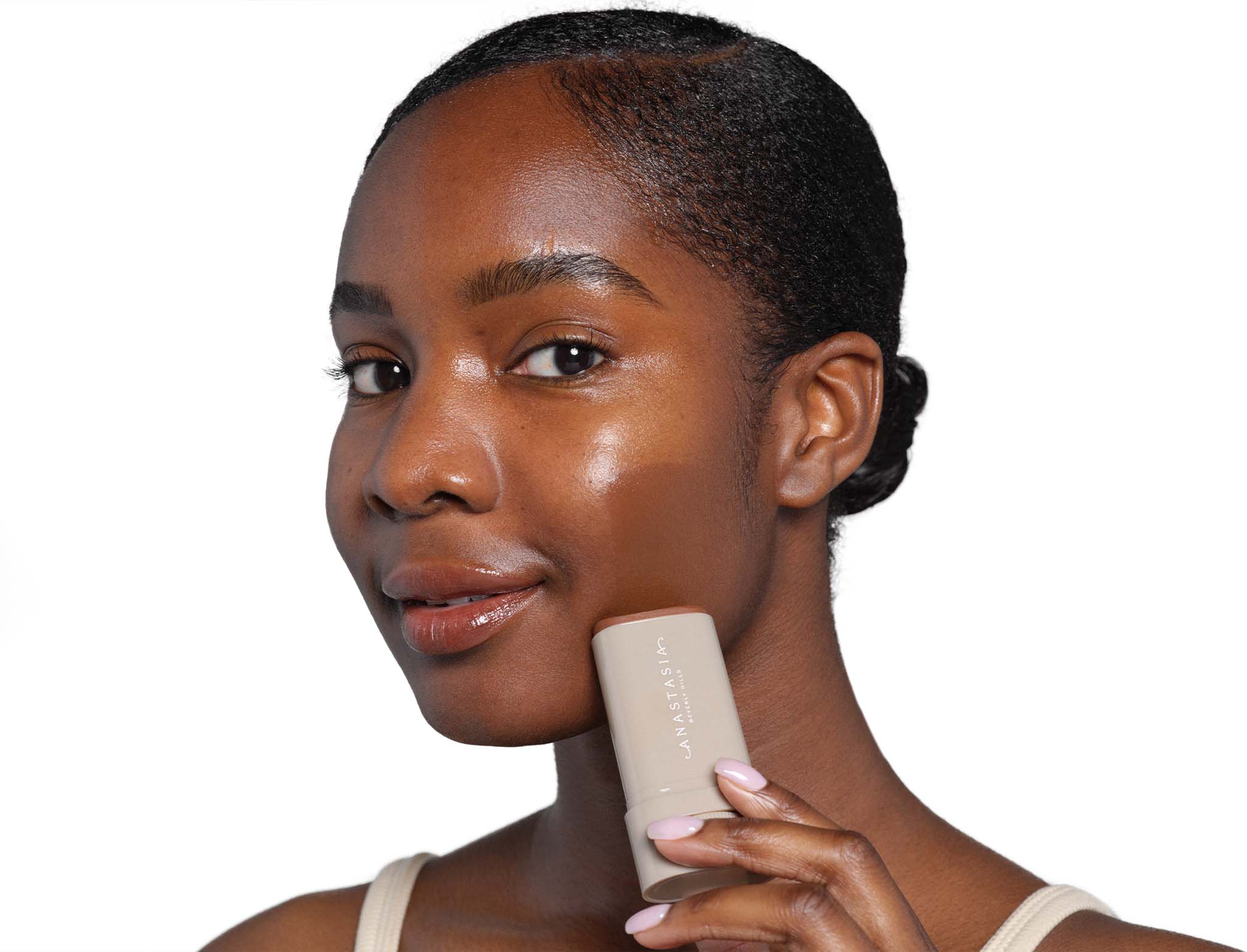 Apply Beauty Balm on model in shade 15