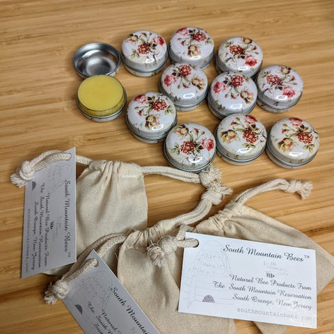 Lip balm tins and linen draw string bags