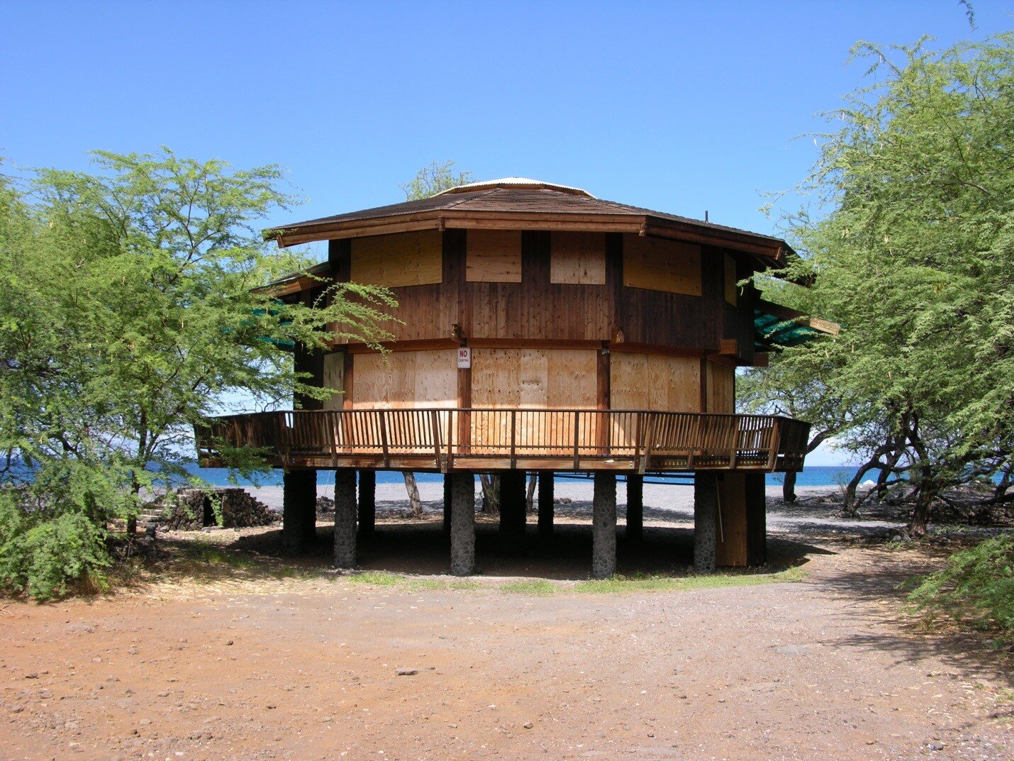 Hui hope to restore the house fronting Kīholo bay (formerly belonging to Loretta Lynn) to house their organization. PHOTO: Hui Aloha Kīholo