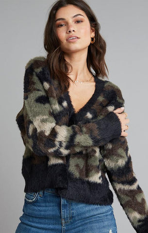 CARDIGAN PULL BELLA DAHL FUZZY CONFORTABLE CHAUD CAMO PULLS