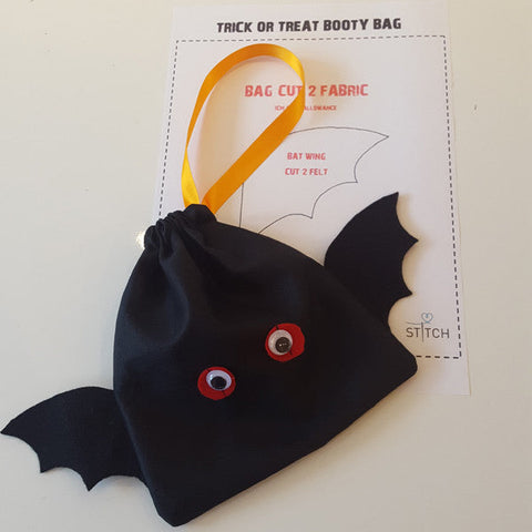 https://www.frecklesandco.com/collections/halloween/products/free-pattern-trick-or-treat-booty-bag