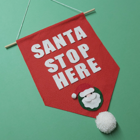 Santa stop here banner flag sewing project