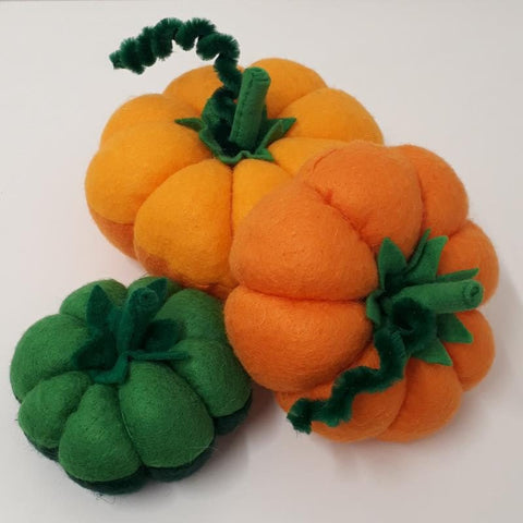 DIY Felt pumpkins Halloween Craft tutorial