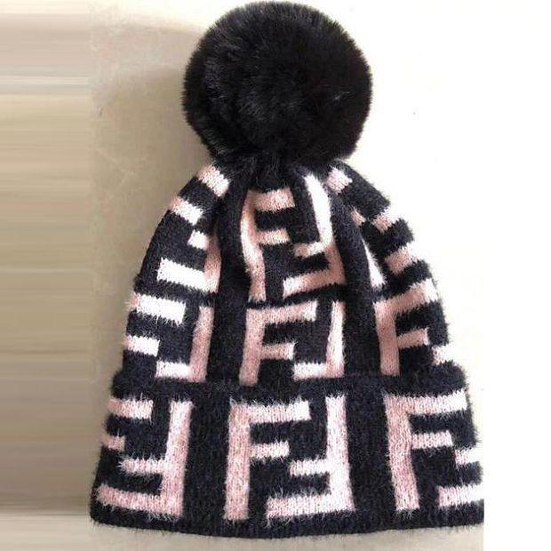 FENDI Women Men FF Letter Jacquard Knit Warm Hat Wool Cap