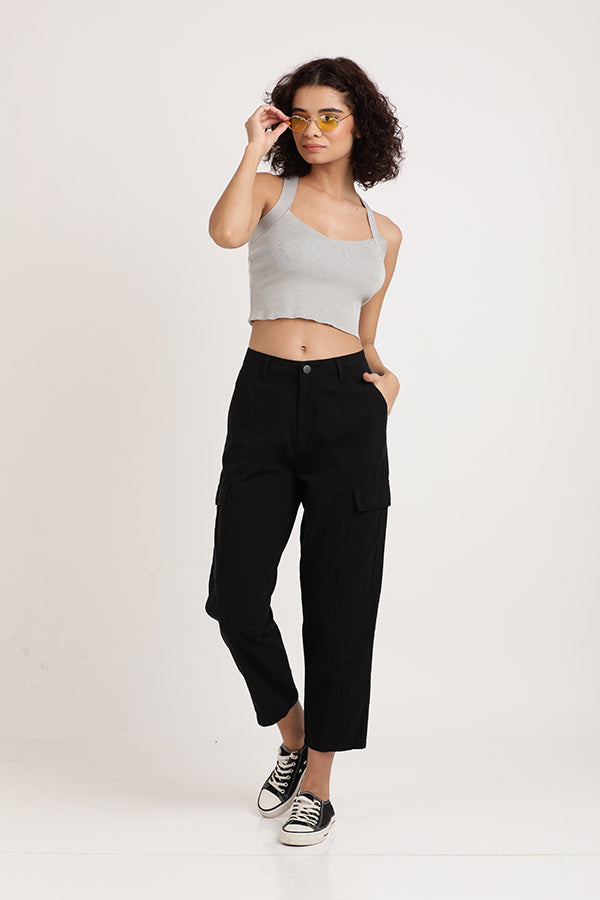Women Black Solid Regular Fit Cargo Trousers – MINTOBAY