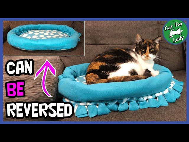 How to Make a Cat Bed From a Pillow?