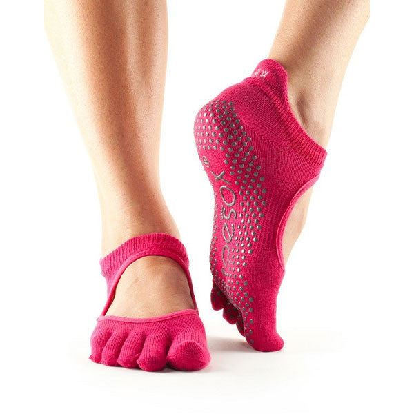 ToeSox - Step into paradise in the new Full Toe Luna Grip Socks in