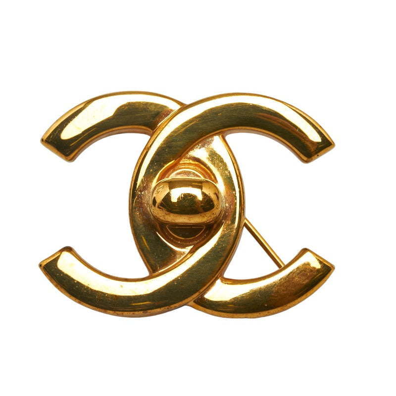 Vintage Chanel Pin Brooch 31 Rue Cambon Medallion Brooch Gold Women’s