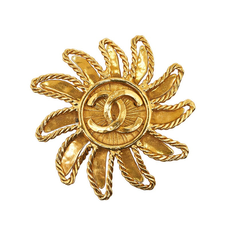 Vintage Chanel Pin Brooch 31 Rue Cambon Medallion Brooch Gold Women's –  Timeless Vintage