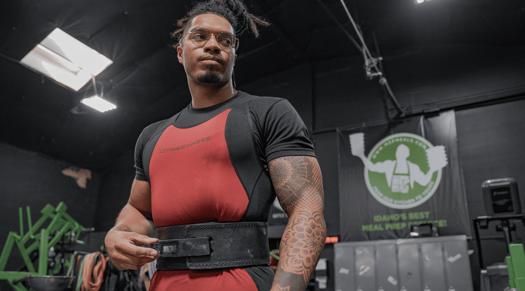 Are lifting belts allowed in competition?