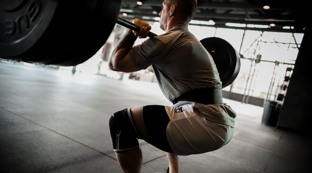 Can you wear wrist wraps for front squats?