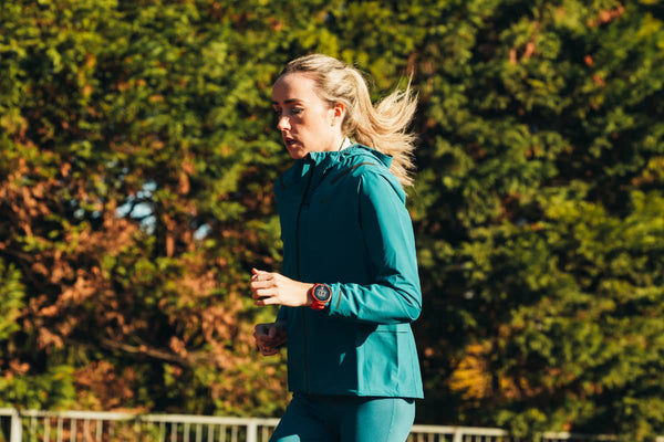 Eilish McColgan outdoors running