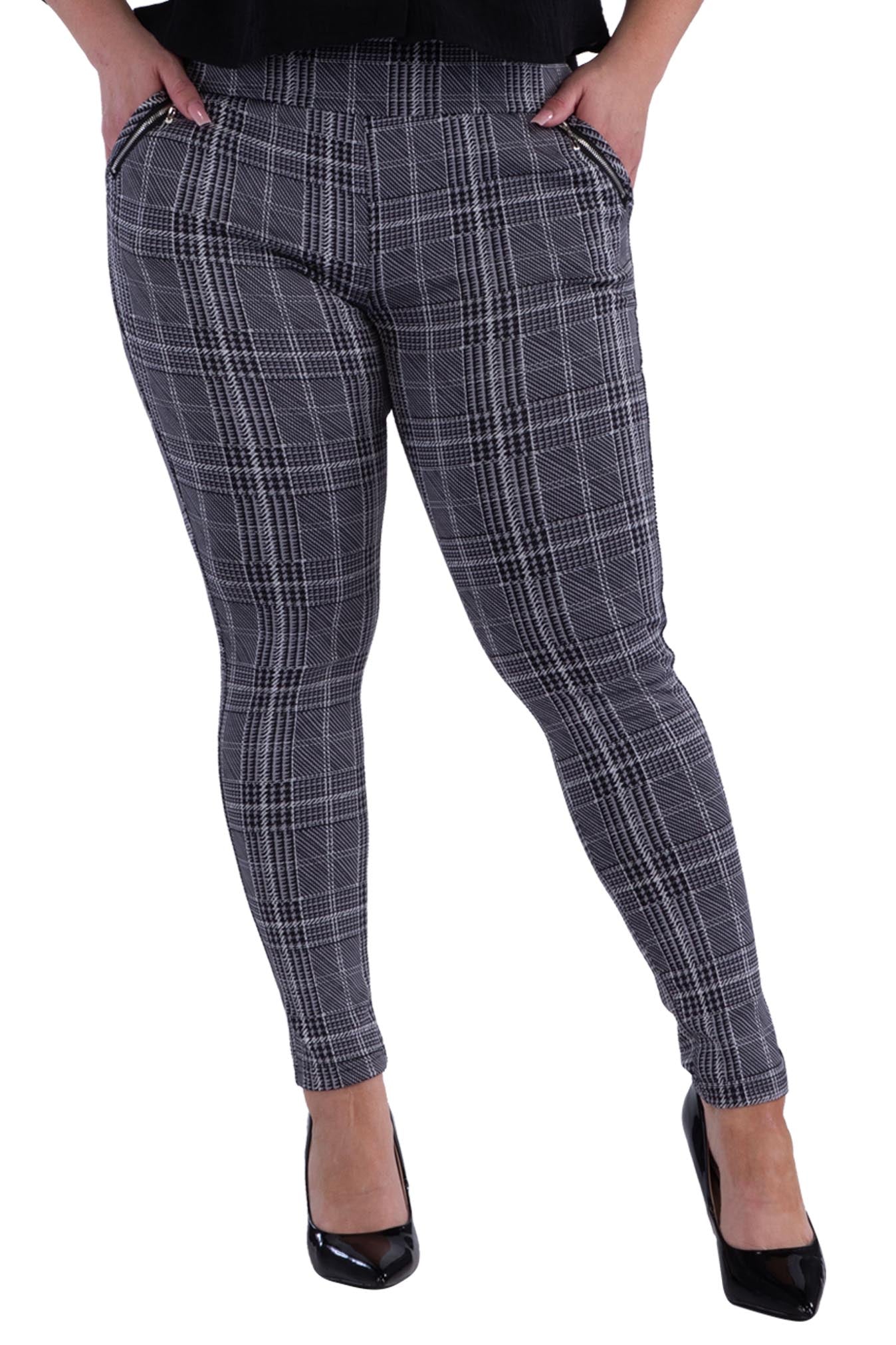 Wholesale Womens Plus Size Treggings With Zipper Pocket Trim - Black & White Plaid