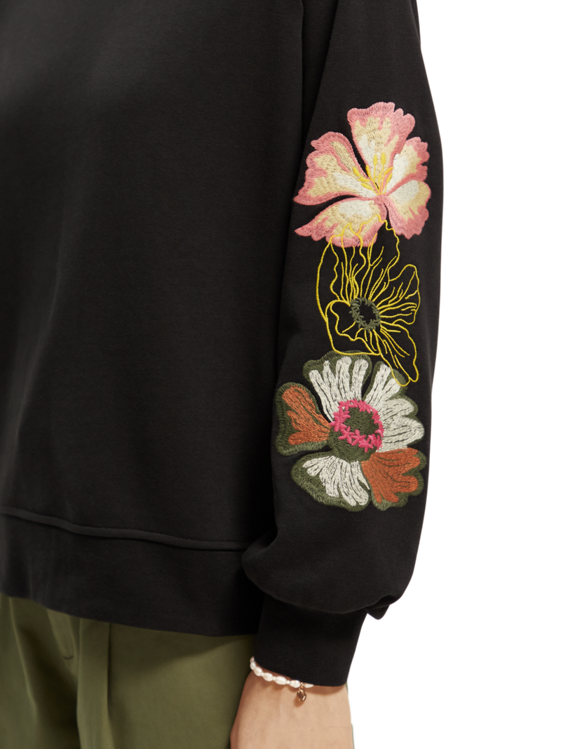 Embroidered sleeve crewneck sweatshirt | Scotch & Soda