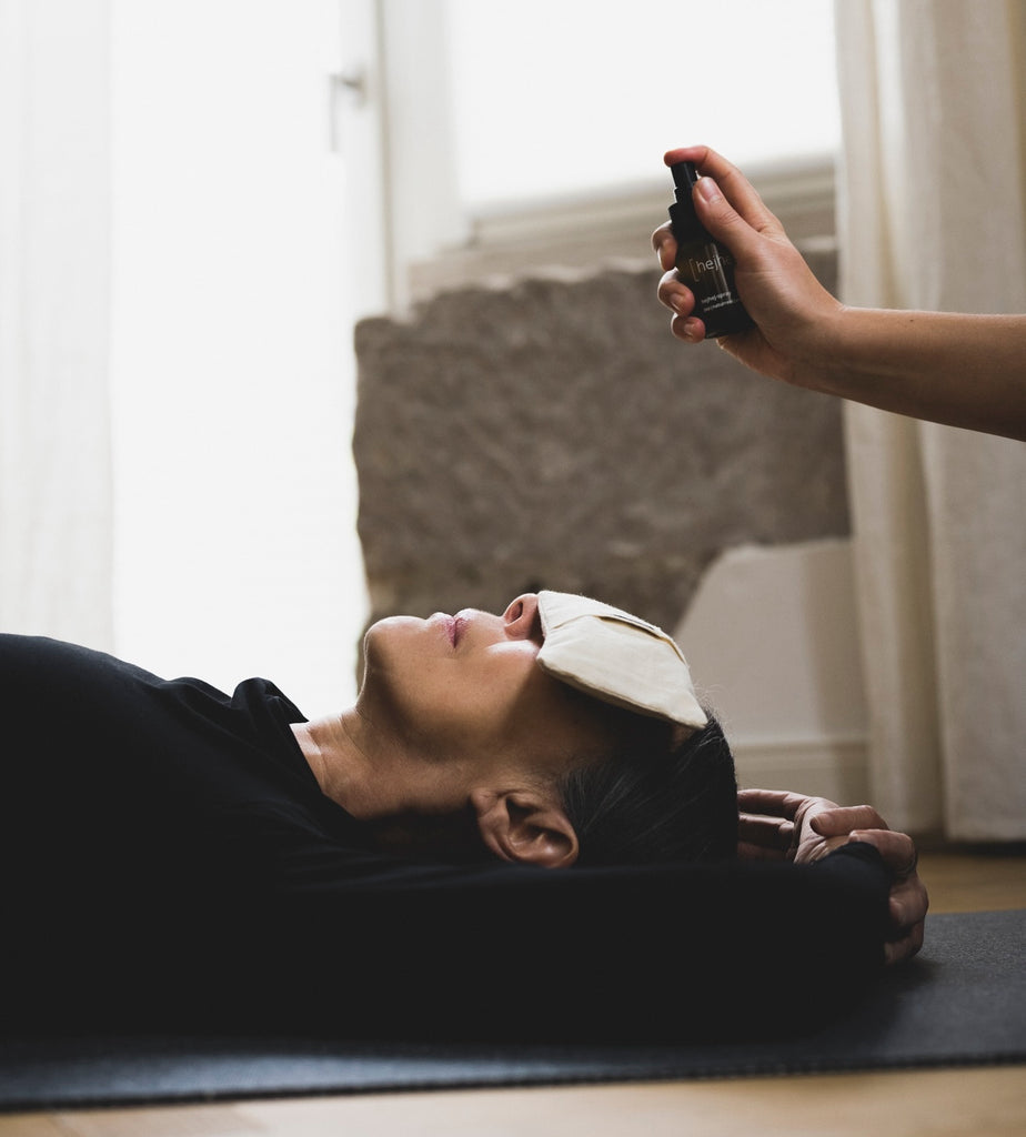 Die Kombination mit Augenkissen und Yoga Praxis ist einfach perfekt für deine Entspannung