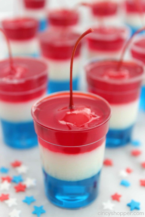 19 Red, White & Blue July 4th Recipes | Sauce + Style