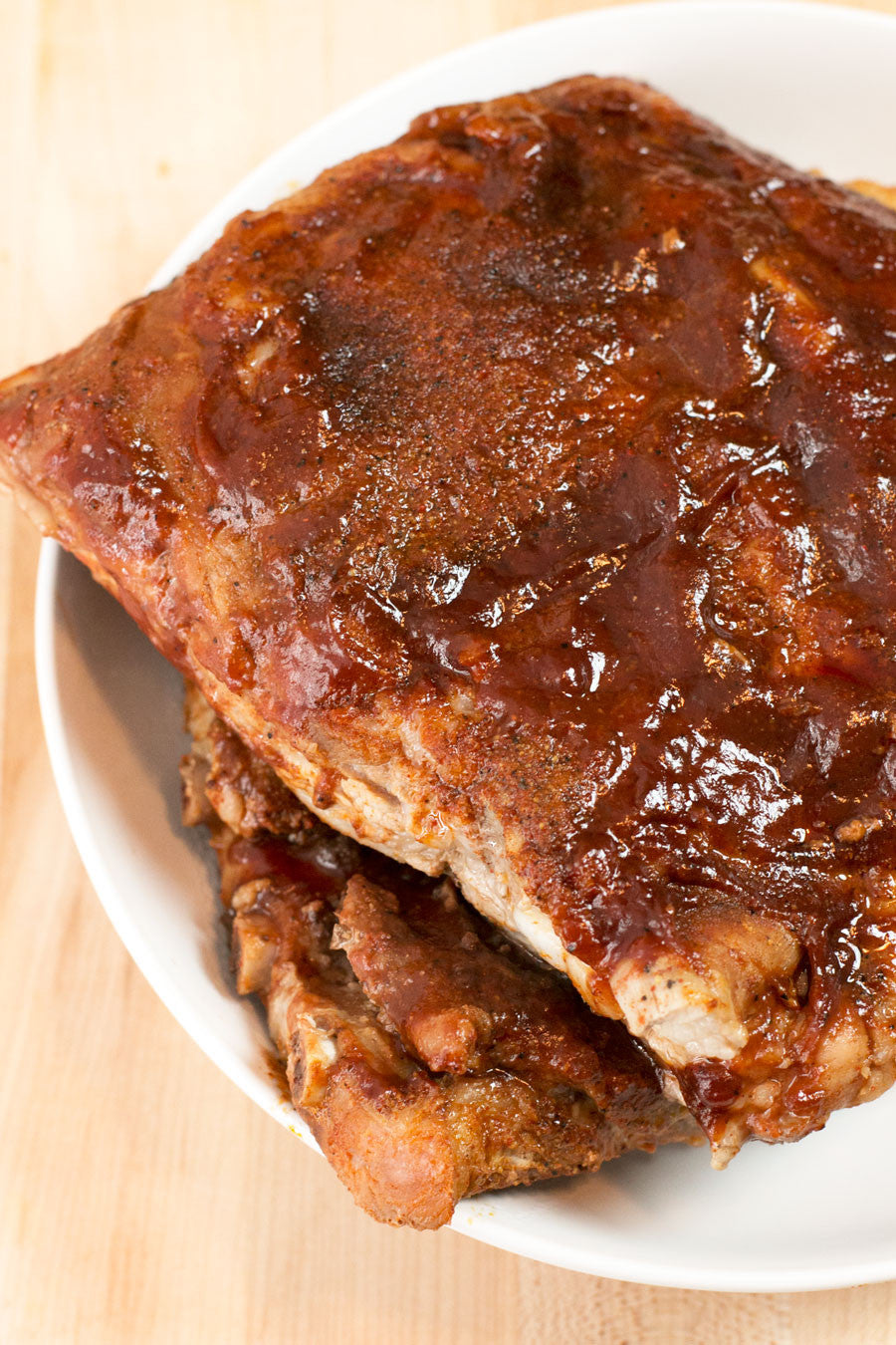 Crockpot Memphis Style BBQ Ribs | Sauce + Style