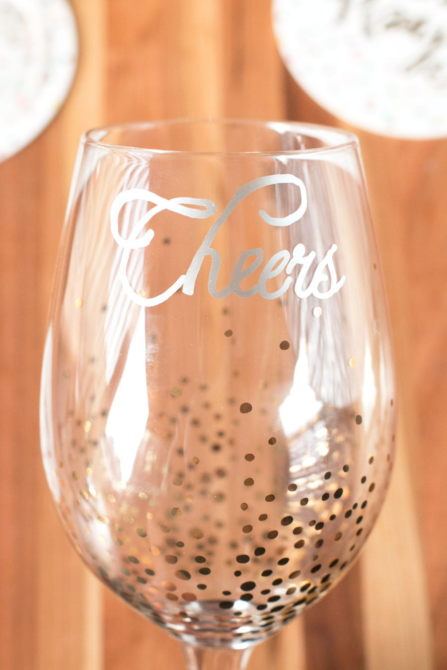 DIY Holiday Wine Glasses | Sauce + Style