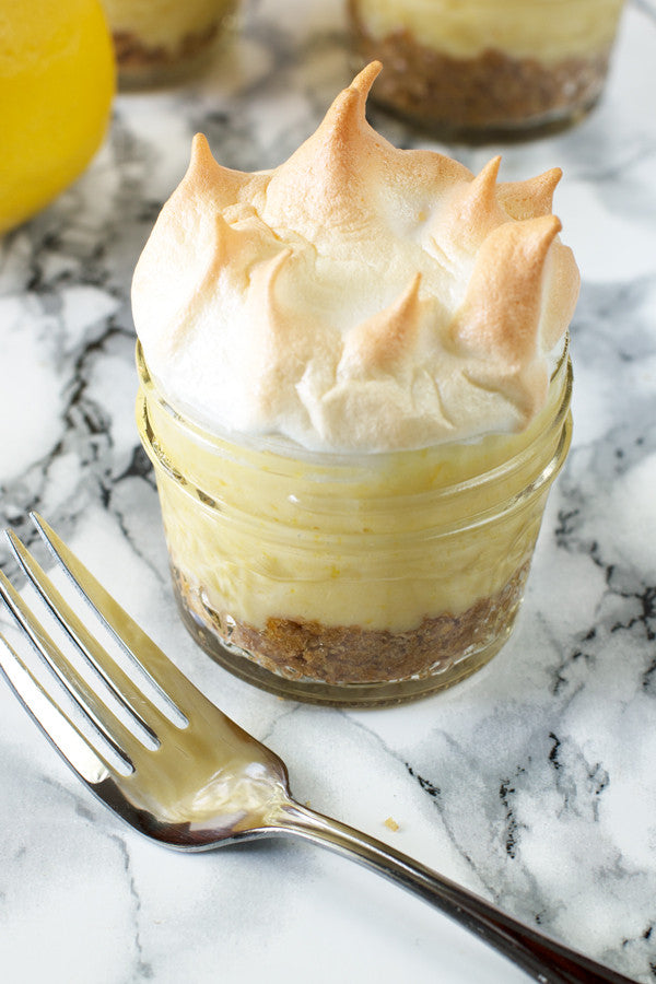 Lemon Meringue Mason Jar Pies