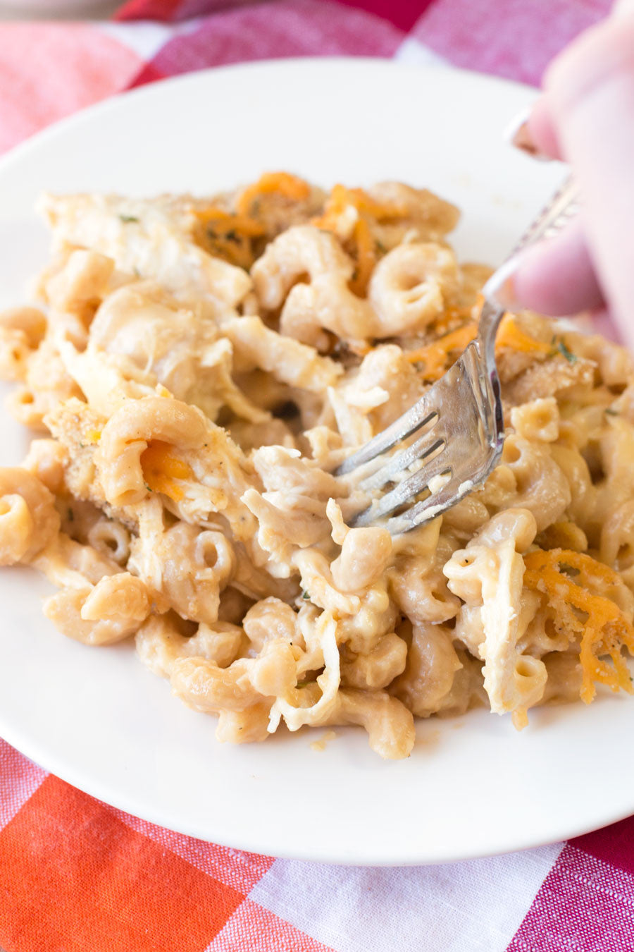 Lightened Up Chicken Mac N Cheese | Sauce + Style Blog (pigofthemonth.com)