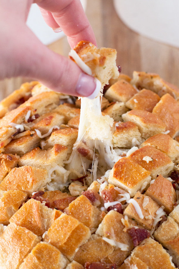 Pull Apart Bacon Garlic Cheese Bread 