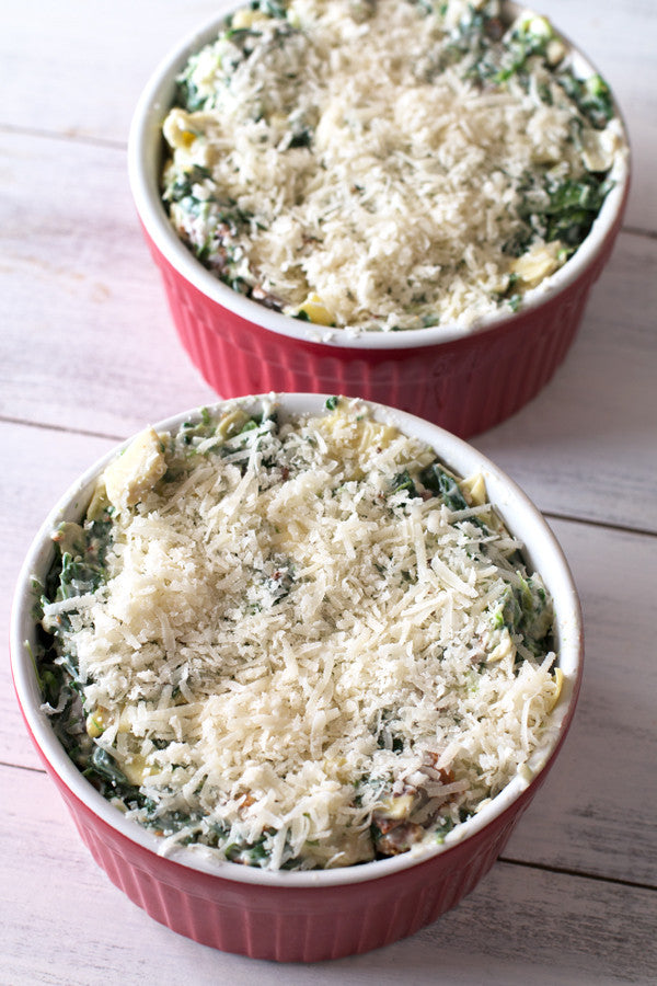 Baked Spinach, Artichoke, & Bacon Dip | cakenknife.com