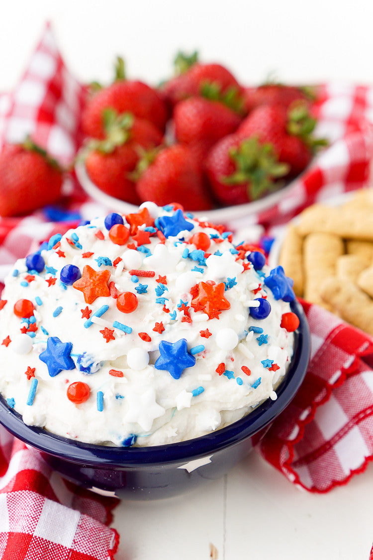 19 Red, White & Blue July 4th Recipes | Sauce + Style