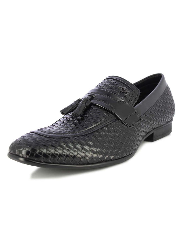 black slip on shoes