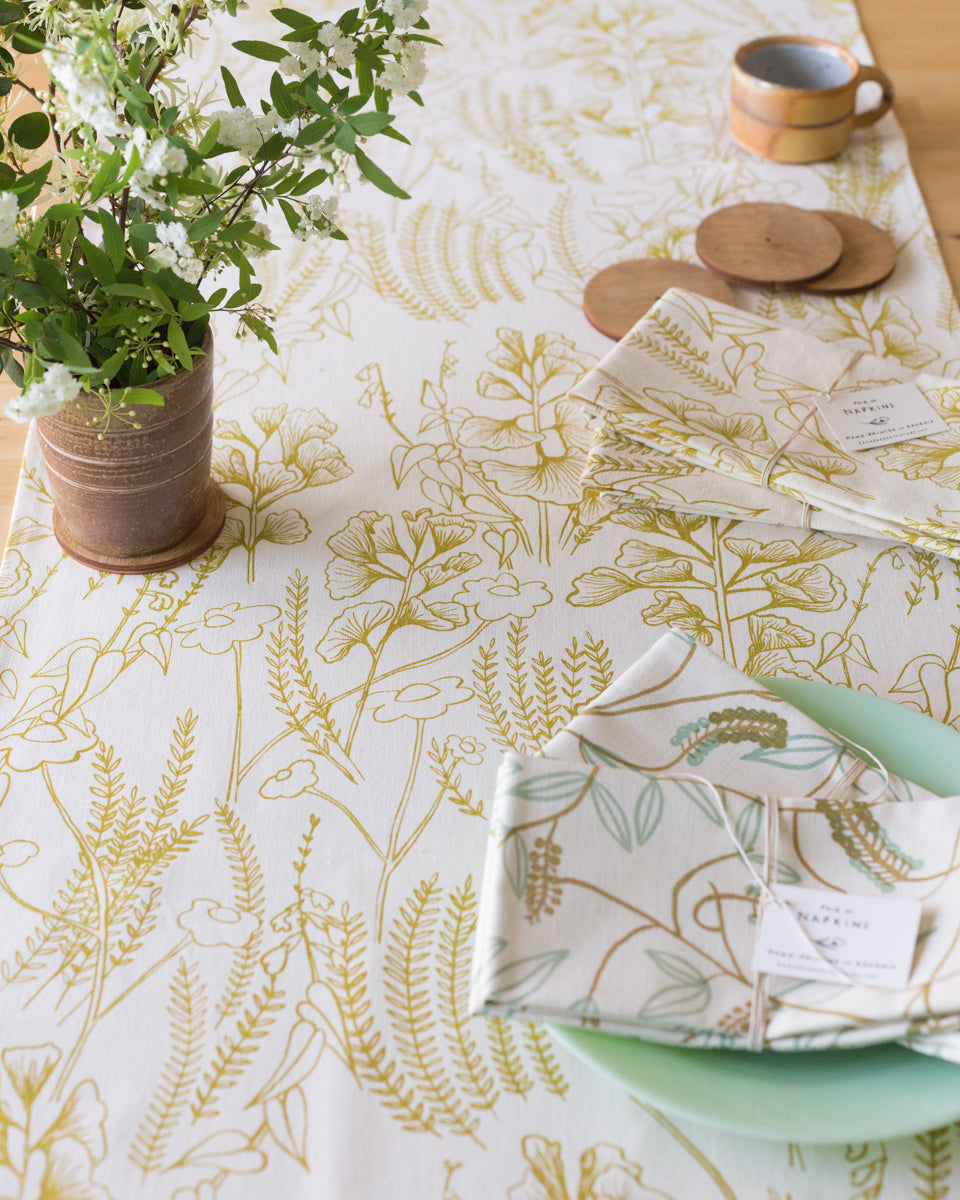 Ginkgo and Pokeberry interior design table setting for spring