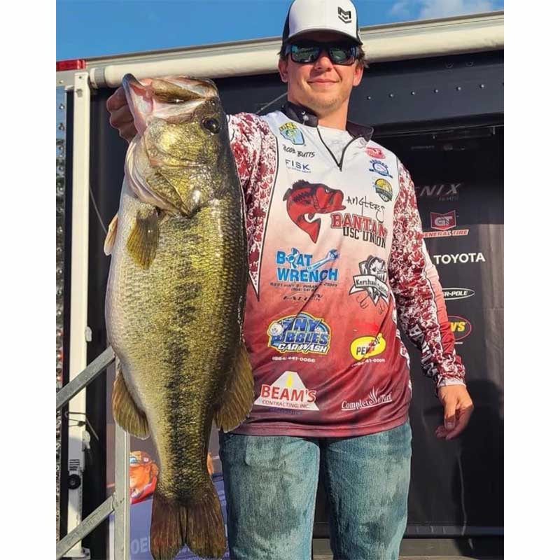 Jacob Butts caught this 10-11 giant bed fishing in Florida