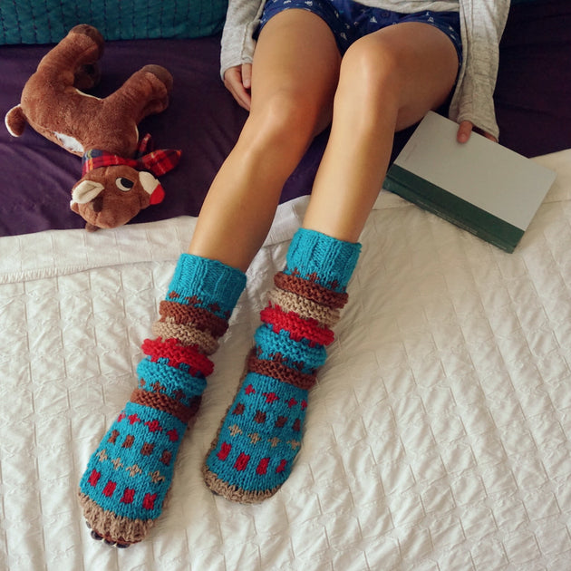 wear-these-bed-socks-if-you-have-cold-feet-or-poor-circulation