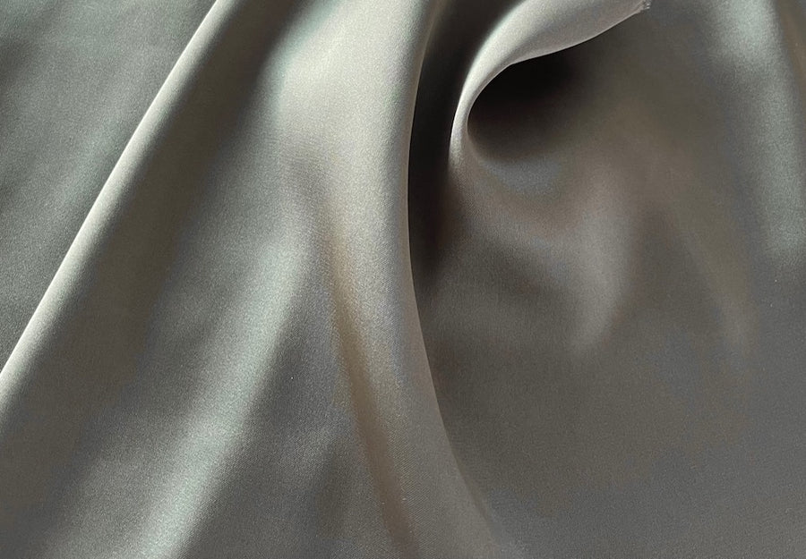 Hammered Silk Charmeuse - Chartreuse  FABRICS & FABRICS – Fabrics & Fabrics