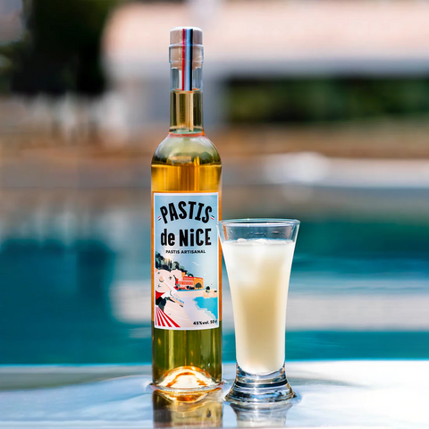 Une bouteille de Pastis de Nice