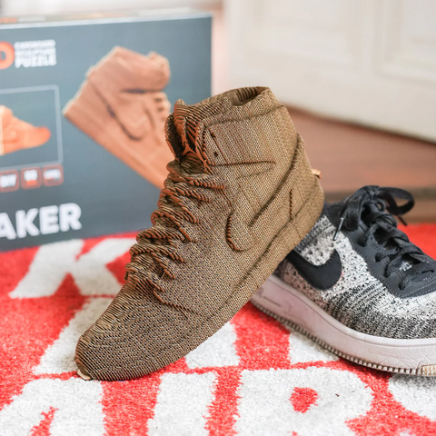 Sculpture en carton DIY - Sneakers