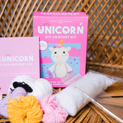 Kit DIY pour faire sa licorne en crochet