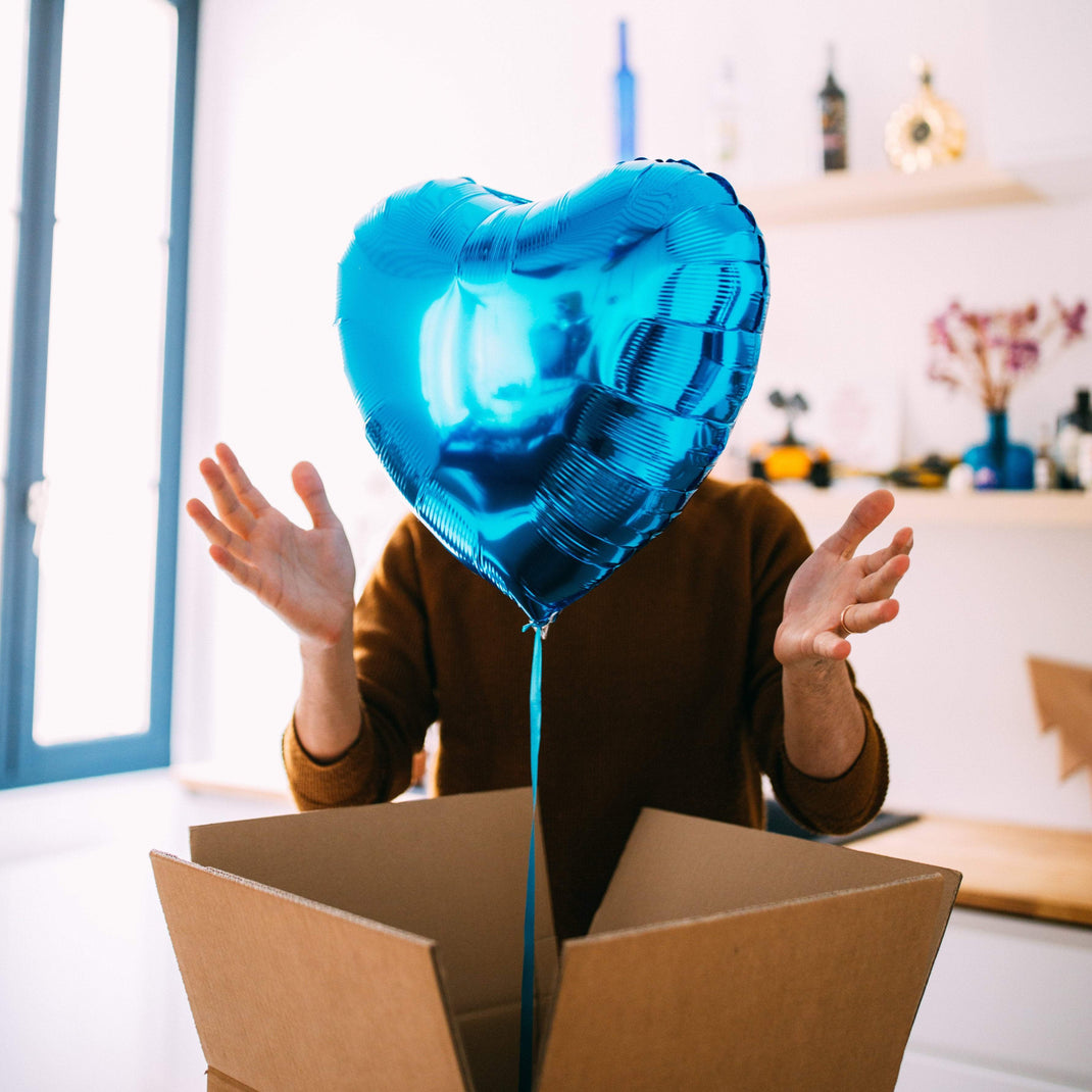 Boite surprise avec un ballon coeur