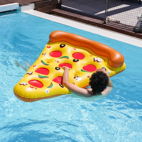 Une bouée géante pizza