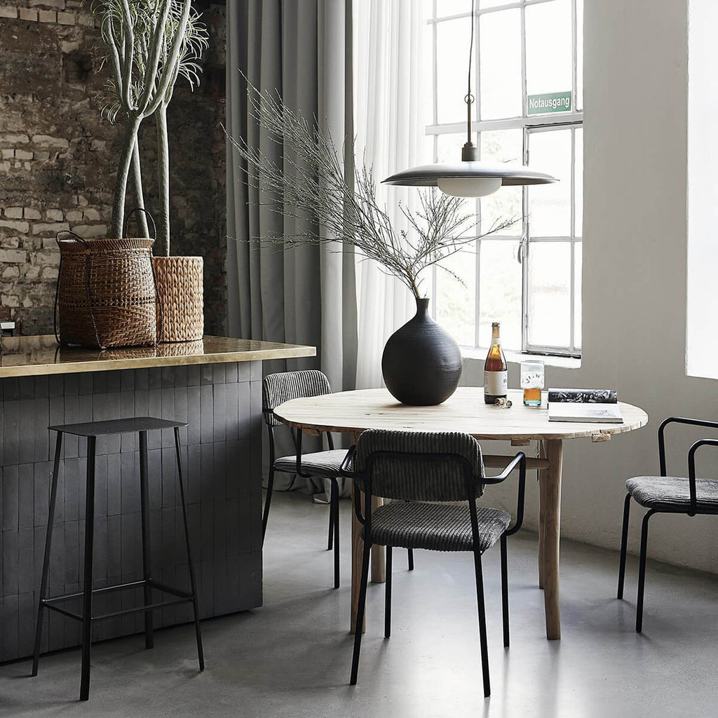 minimalistic contemporary kitchen