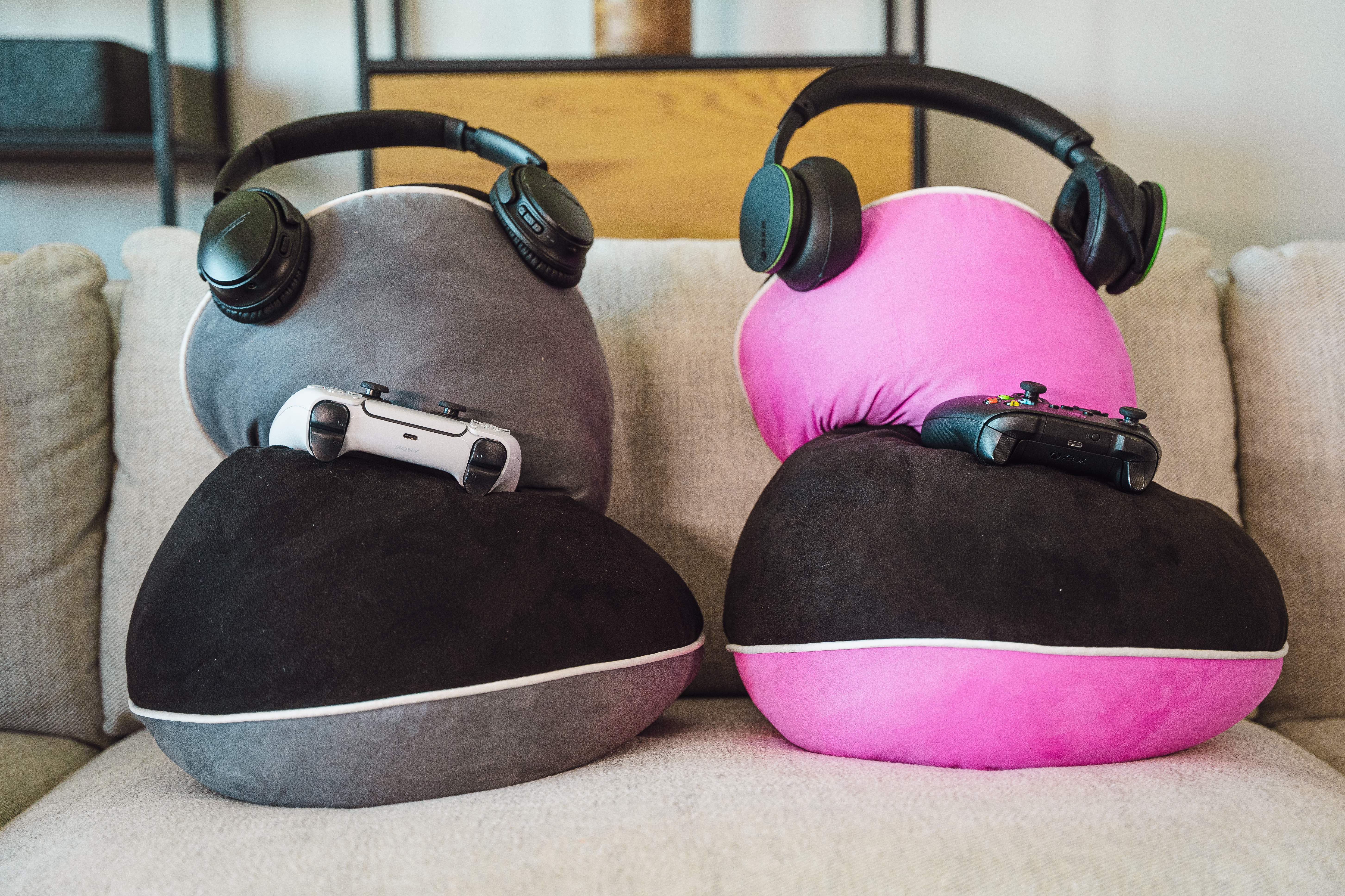 Valari gaming pillows support your back, neck & shoulders for long gaming  sessions » Gadget Flow