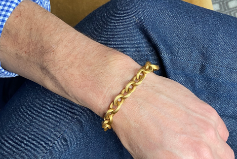 Textured 18-karat gold link bracelet